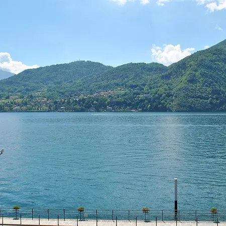 Διαμέρισμα Tower Frontlake *